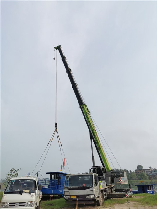 安乡县桥梁建设吊装案例