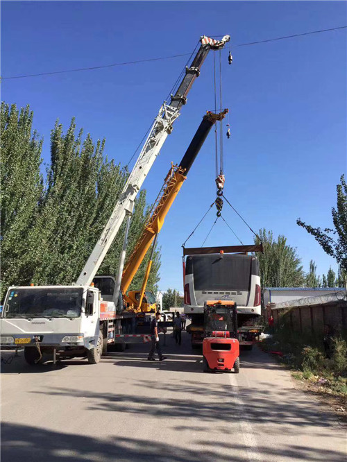 安乡县港口集装箱搬运案例